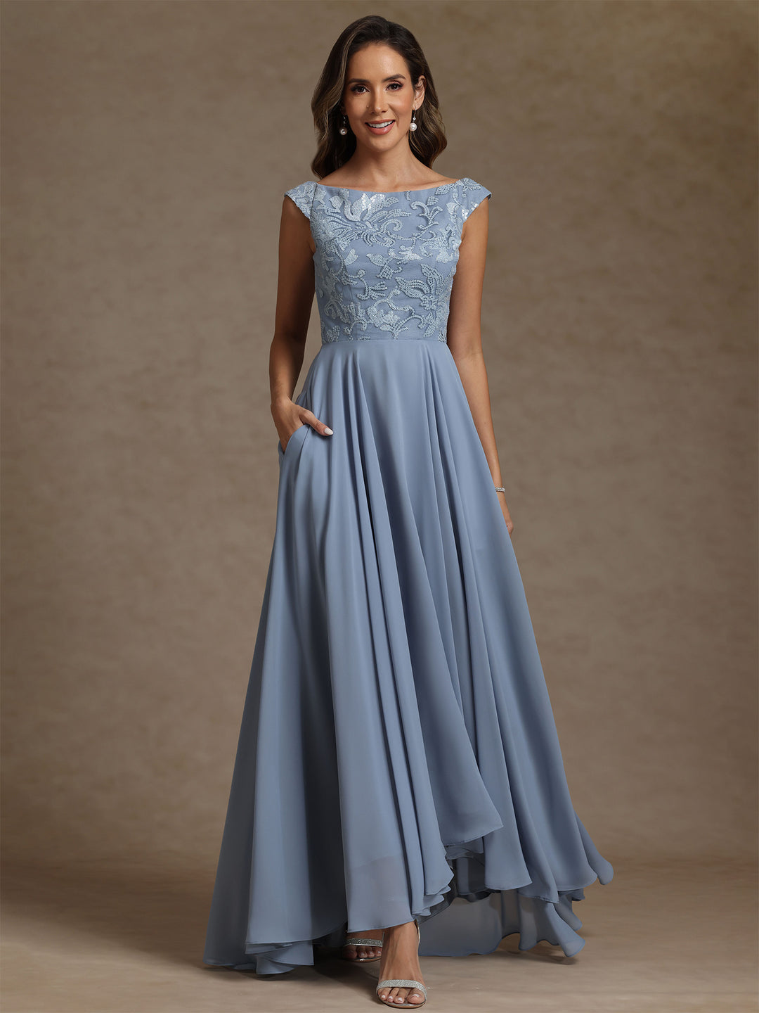 A-Line/Princess Scoop Chiffon Mother of the Bride Dresses Lace Sequins Floor-Length Sleeveless Pleated