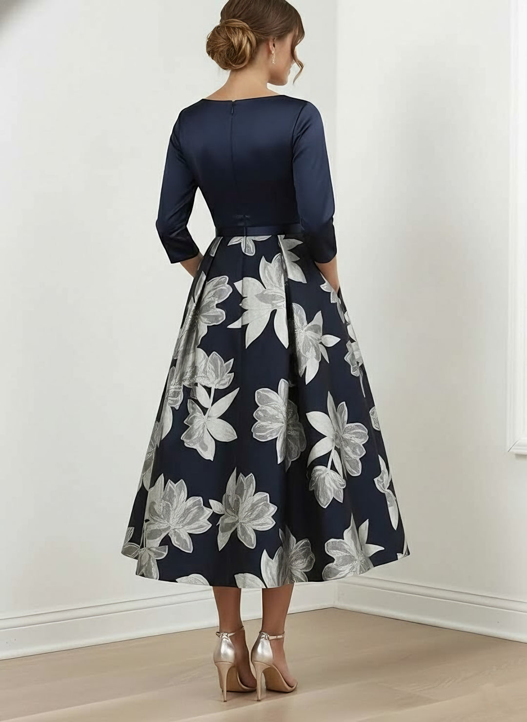 A-Line/Princess V-Neck Satin  Mother of the Bride Dresses Tea-Length 3/4 Sleeves Printed Flower