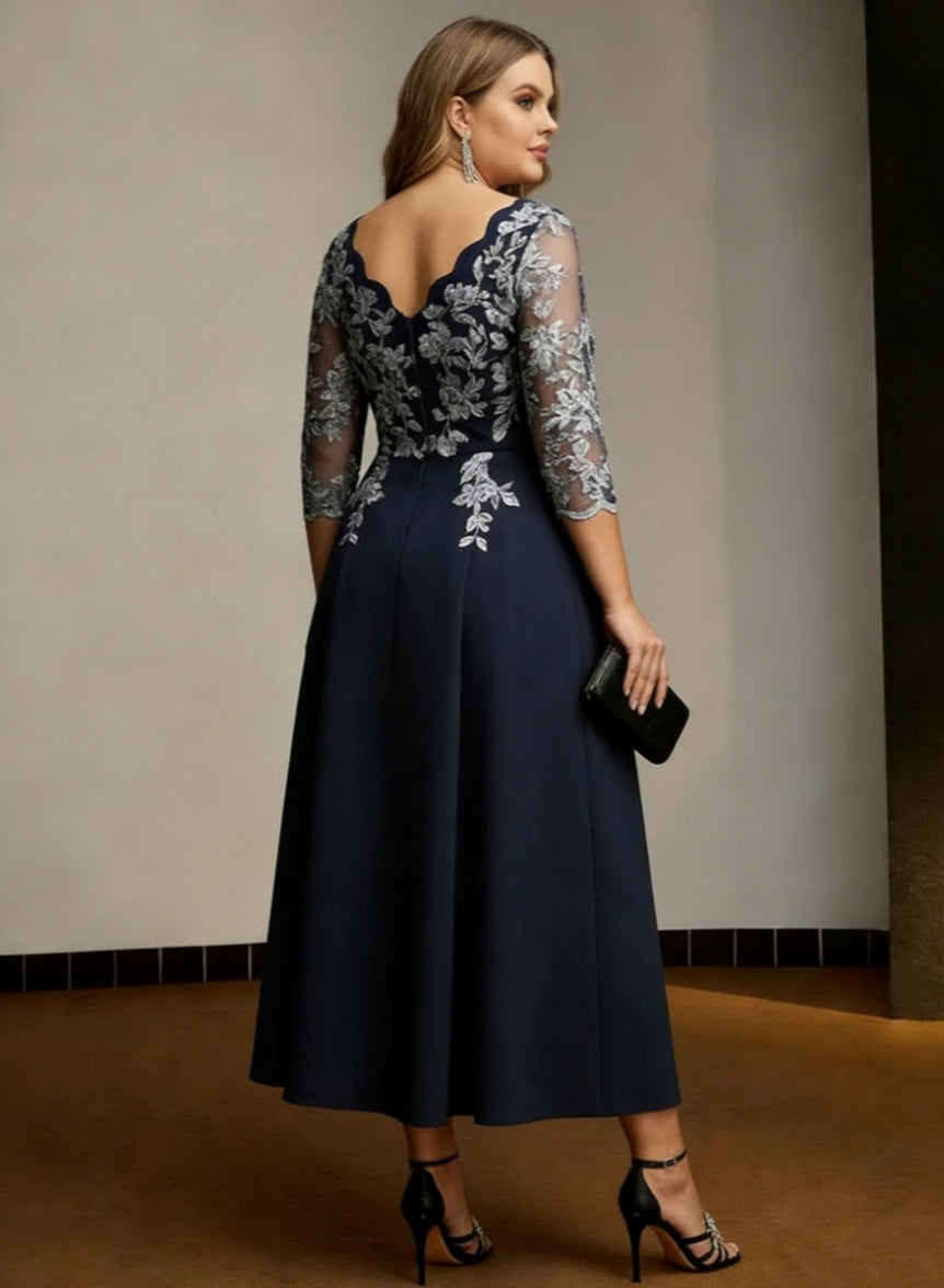 A-Line/Princess V-Neck Stretch Satin Plus Size Mother of the Bride Dresses Lace Tea-Length 3/4 Sleeves