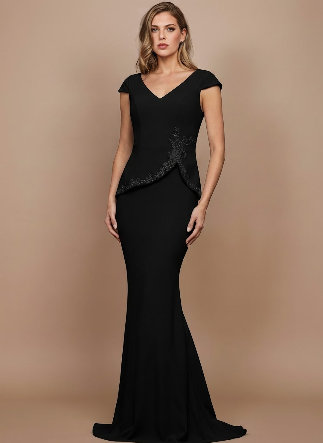 Trumpet/Mermaid V-Neck Stretch Satin Mother of the Bride Dresses Floor-Length Cap Sleeves Lace Appliques