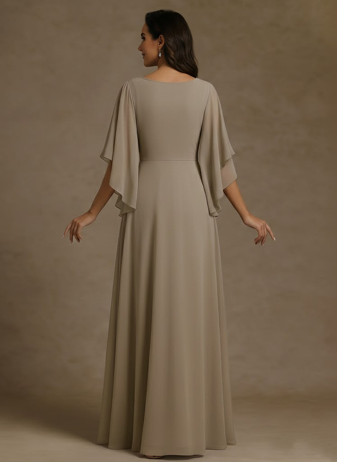 A-Line/Princess V-Neck Chiffon Mother of the Bride Dresses Floor-Length Half Sleeves Lace Appliques