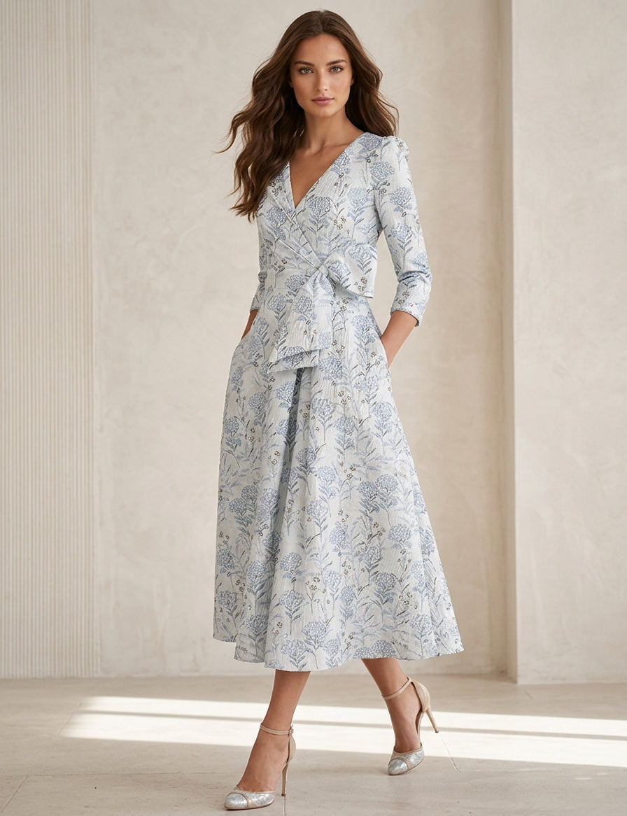 A-Line/Princess V-Neck Jacquard Mother of the Bride Dresses Floral Tea-Length 3/4 Sleeves