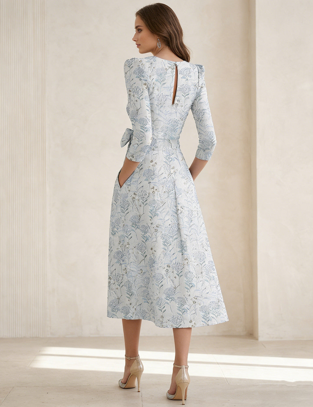 A-Line/Princess V-Neck Jacquard Mother of the Bride Dresses Floral Tea-Length 3/4 Sleeves