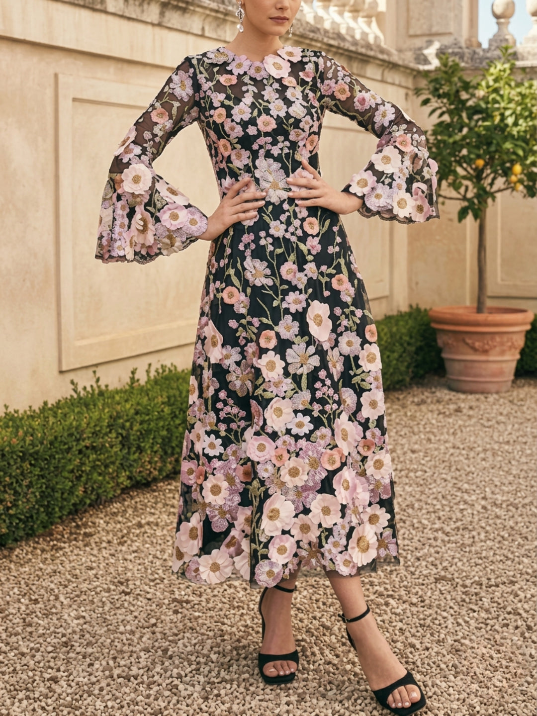 A-Line/Princess Scoop Lace Appliques Mother of the Bride Dresses Floral Long Sleeves Tea-Length
