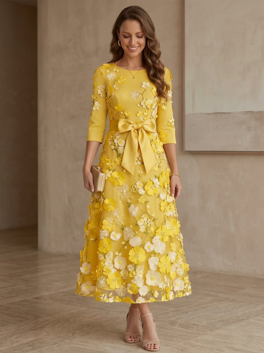 A-Line/Princess Scoop Satin Mother of the Bride Dresses with