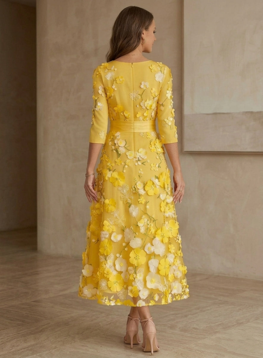 A-Line/Princess Scoop Satin  Mother of the Bride Dresses with Bowknot Lace Floral 3/4 Sleeves Tea-Length