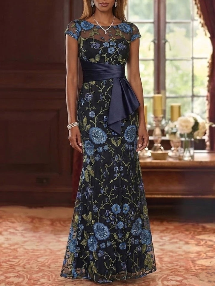 Trumpet/Mermaid Scoop Lace Floral Mother of the Bride Dresses with Sash Short Sleeves Floor-Length