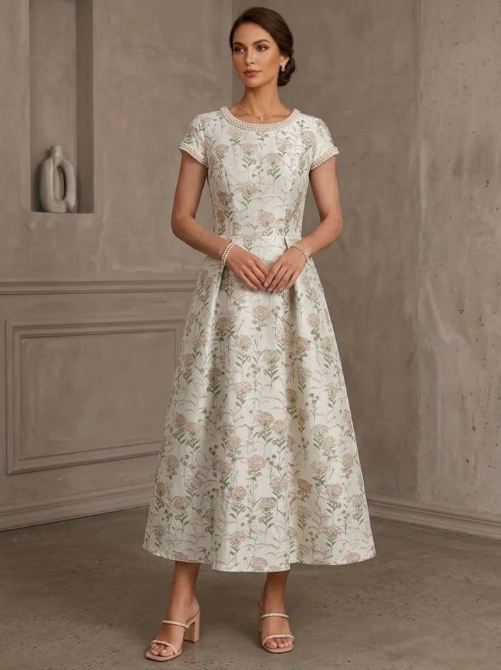 A-Line/Princess Scoop Jacquard Mother of the Bride Dresses Floral Short Sleeves Tea-Length Beading
