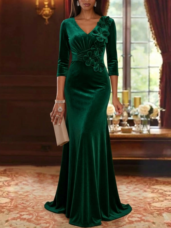 Trumpet/Mermaid V-Neck Velvet Mother of the Bride Dresses with 3D Flowers 3/4 Sleeves Floor-Length