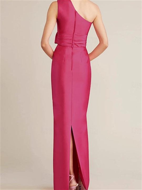Sheath/Column One-Shoulder Sleeveless Cocktail Dresses With Pleats