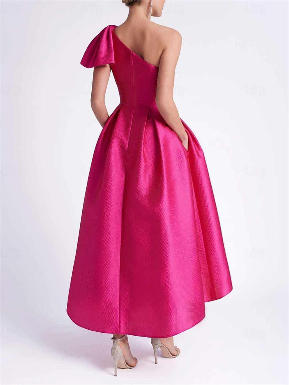 A-Line/Princess One Shoulder Sleeveless Tea-Length Cocktail Dresses With Pocket