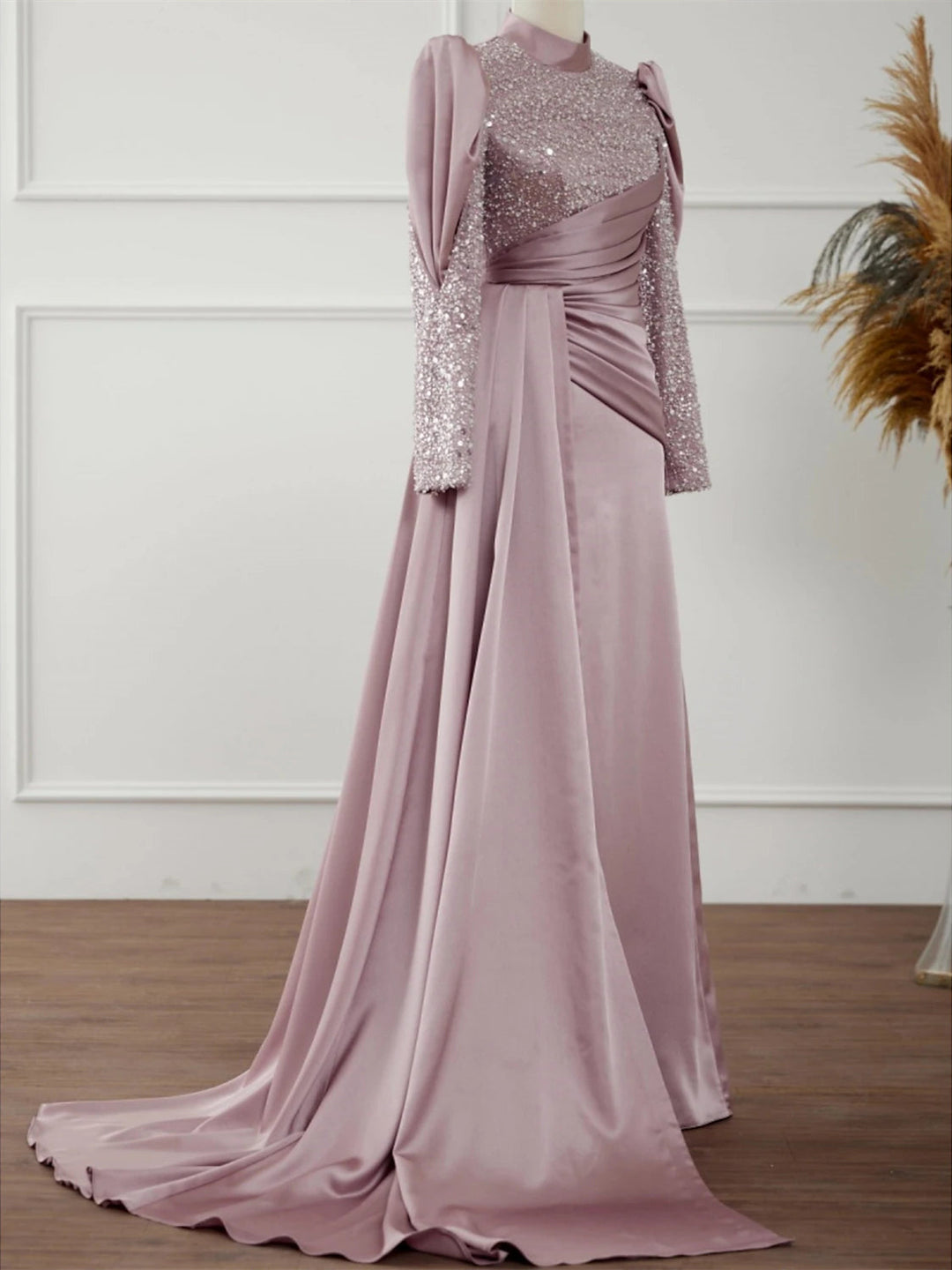 A-Line/Princess Long Sleeves Jewel Neck Evening Dresses With Glitter Pleats Ruched