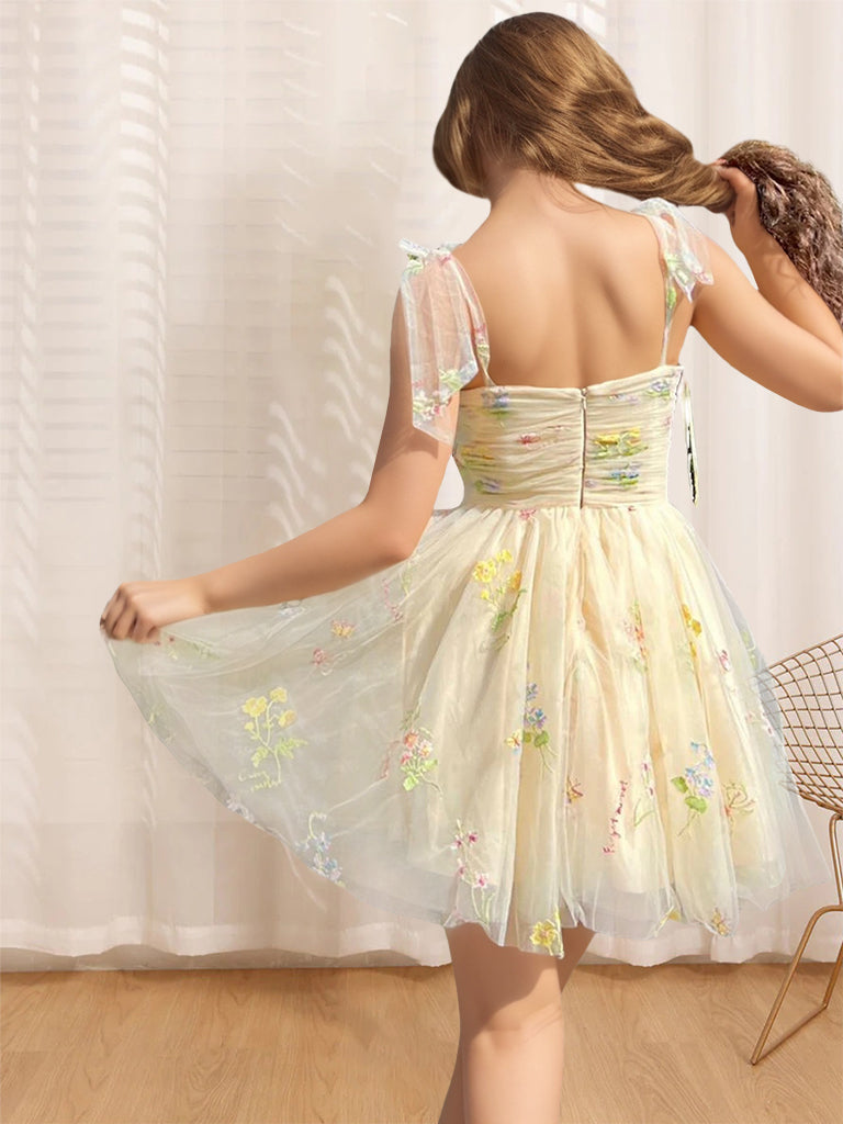A-Line/Princess Sweetheart Sleeveless Short/Mini Party Dance Cocktail Homecoming Dress With Pleats & Shoulder Straps