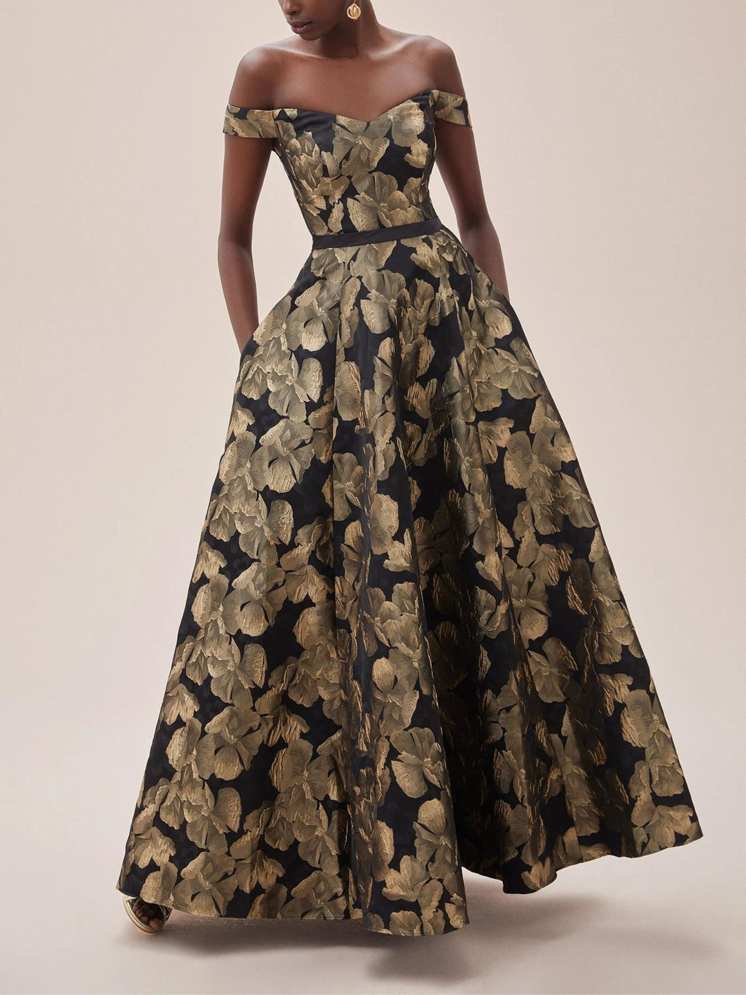 A-Line/Princess Off-the-shoulder Short Sleeves Floor Length Evening Dresses with Printed Flower