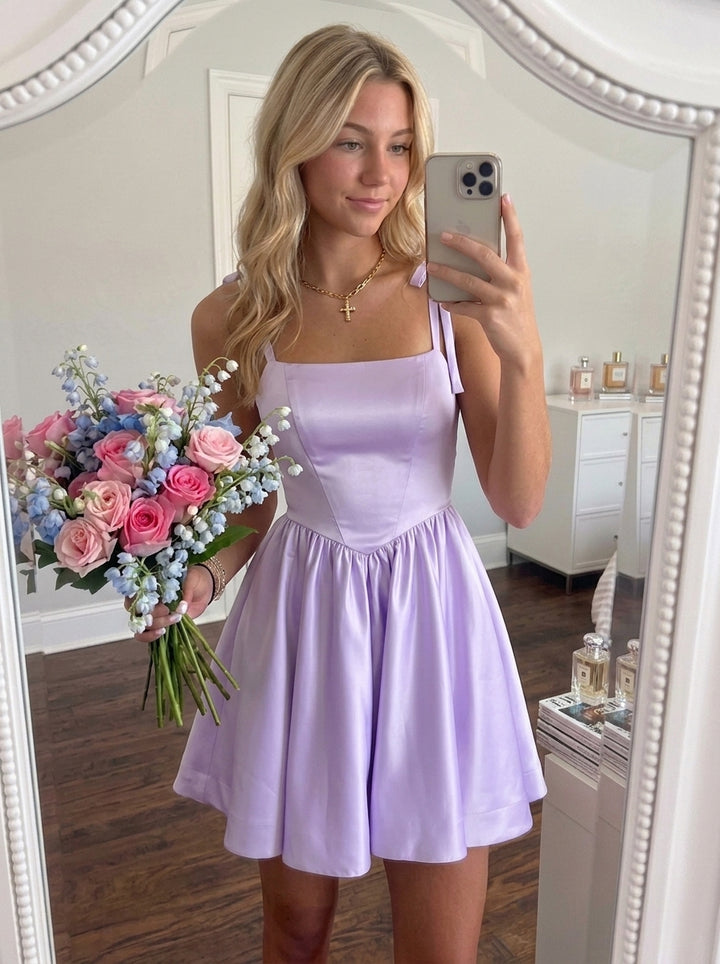 A-Line/Princess Square Neckline Pleated Short/Mini Homecoming Dresses with Bow Straps