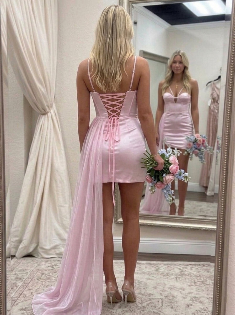 Sheath/Column Spaghetti Straps Sleeveless Short/Mini Homecoming Dresses with Rhinestones & Watteau Train
