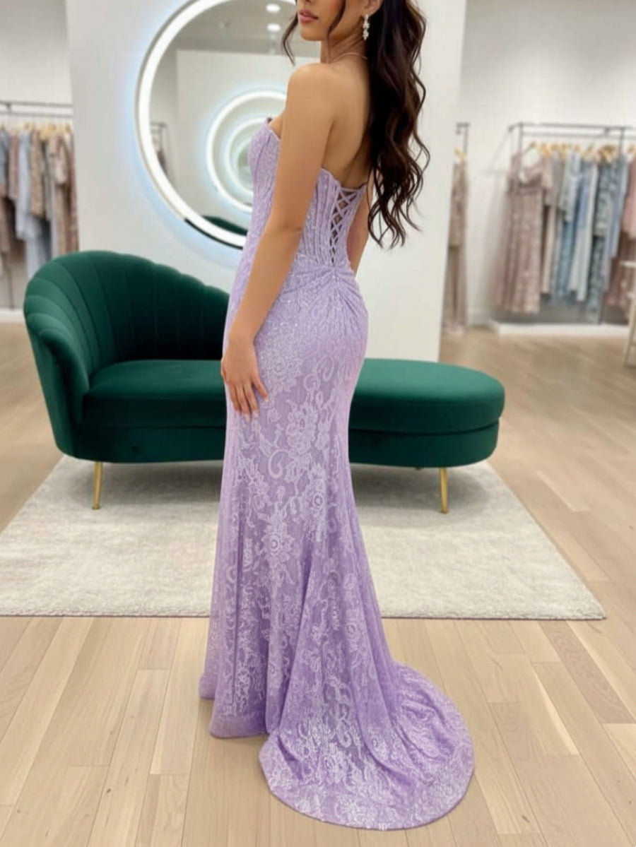 Trumpet/Mermaid Strapless Lace Prom Dresses with Split Side Sleeveless Sweep Train Floor-Length Formal Dresses