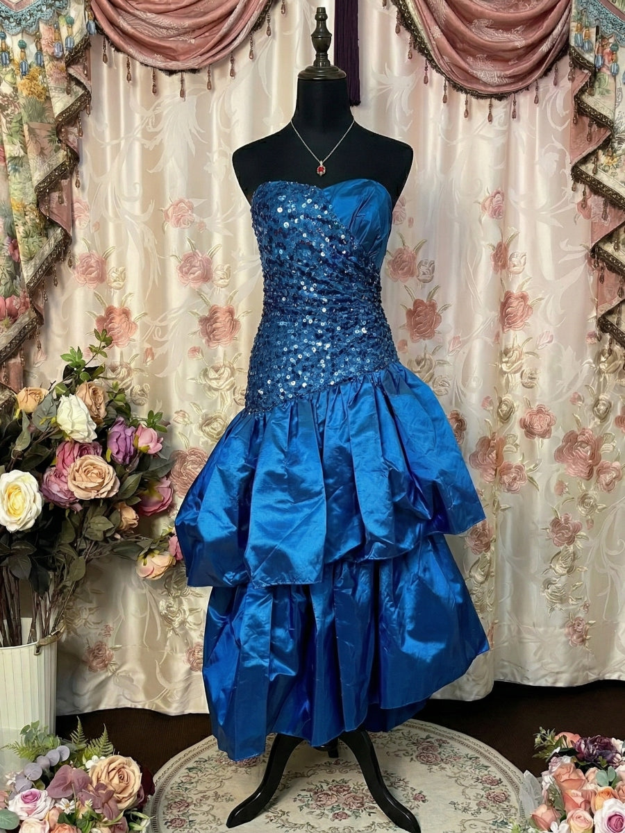 Taffeta Prom Dresses Structured & Elegant Prom Gowns | Mondressy Taffeta Prom Dresses Structured & Elegant Prom Gowns | Mondressy