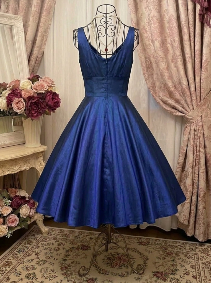 A-Line/Princess V-Neck Taffeta Prom Dresses Vintage 80s Iridescent Dress Sleeveless Tea-Length Pleated