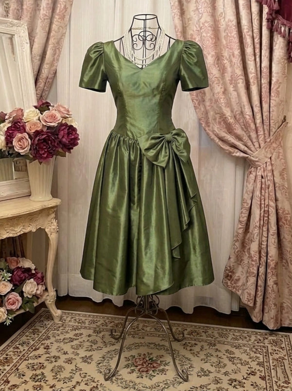 A-Line/Princess V-Neck Taffeta Prom Dresses Bowknot Vintage 80s Iridescent Dress Short Sleeves Tea-Length
