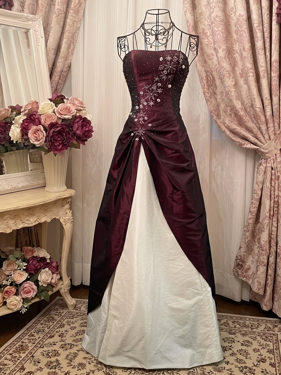 A-Line/Princess Strapless Taffeta Prom Dresses Vintage 80s Iridescent Dress Sleeveless FLoor-Length Sequins Floral