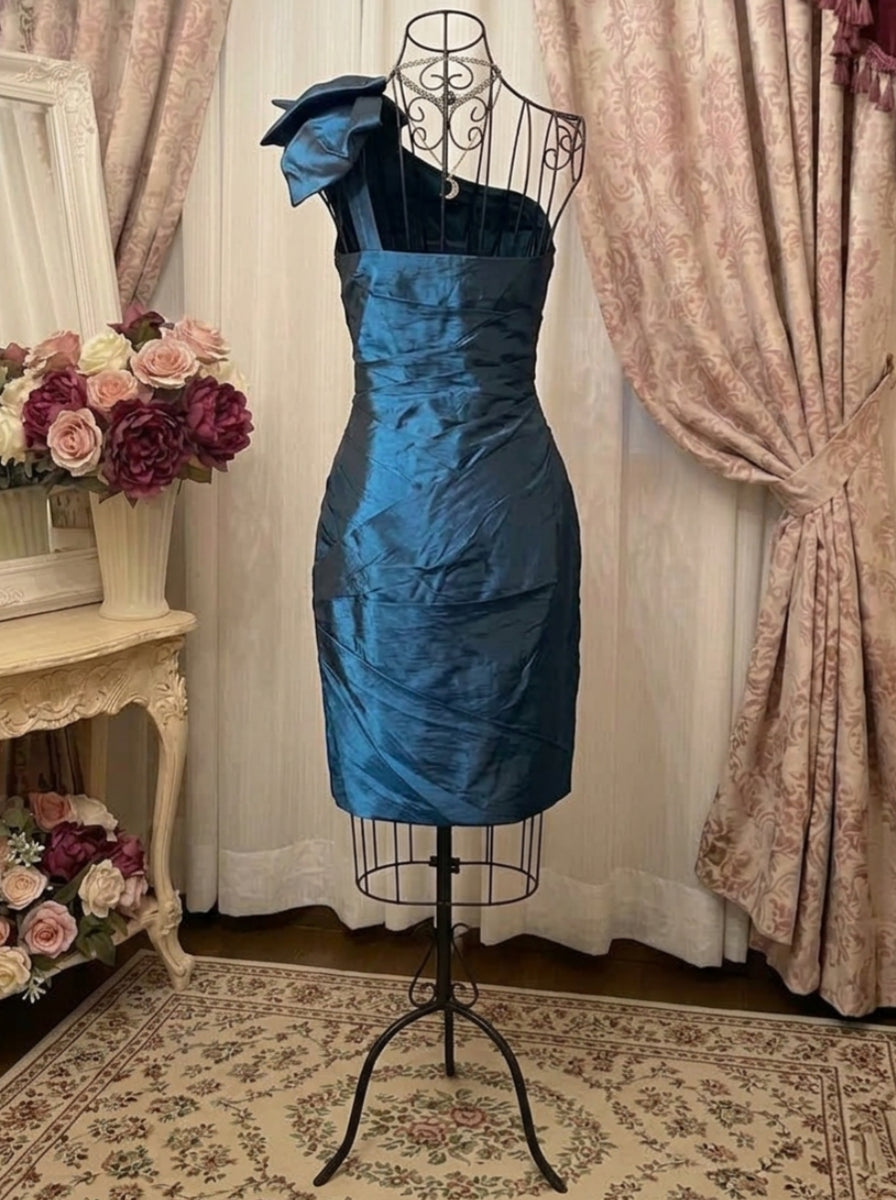 Sheath/Column One-Shoulder Taffeta Prom Dresses Vintage 80s Iridescent Dress Sleeveless Knee-Length Bowknot