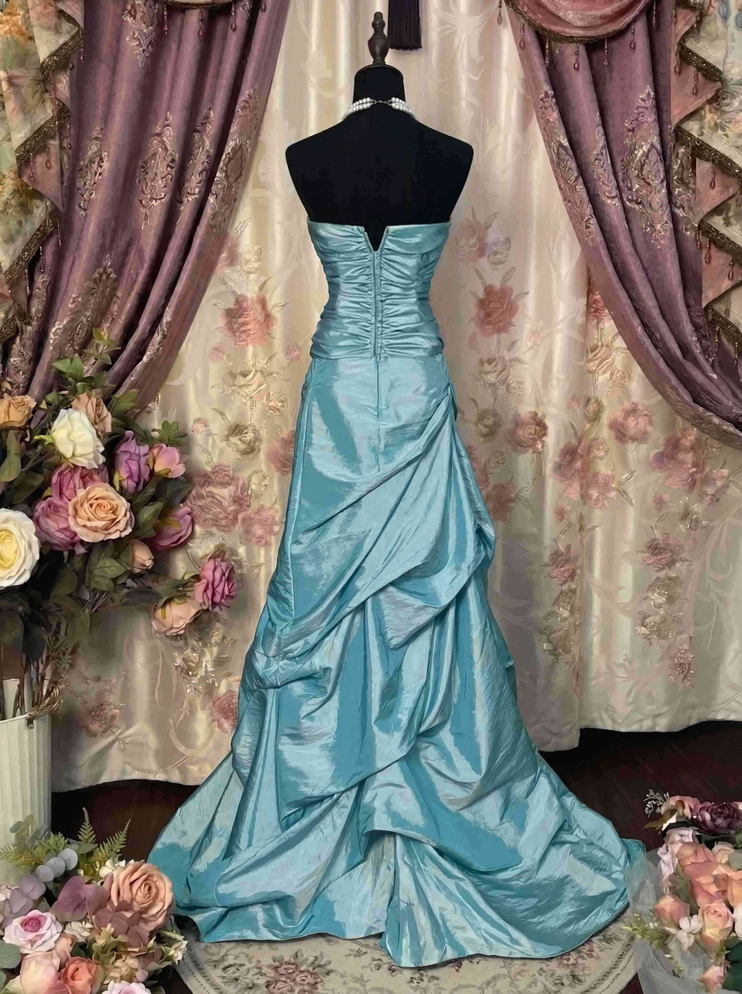 Trumpet/Mermaid Strapless Taffeta Prom Dresses Vintage 80s Iridescent Dress Sleeveless Floor-Length Ruched