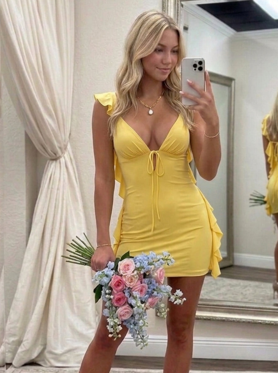 Sheath/Column V-Neck Homecoming Dresses Short/Mini Sleeveless Ruffles Spandex
