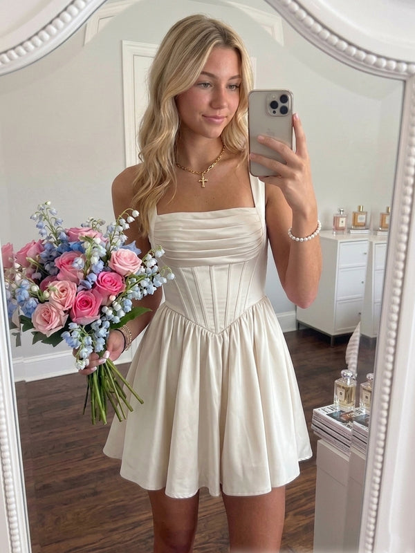 A-Line/Princess Square Neck Satin Homecoming Dresses Short/Mini Sleeveless Bowknot