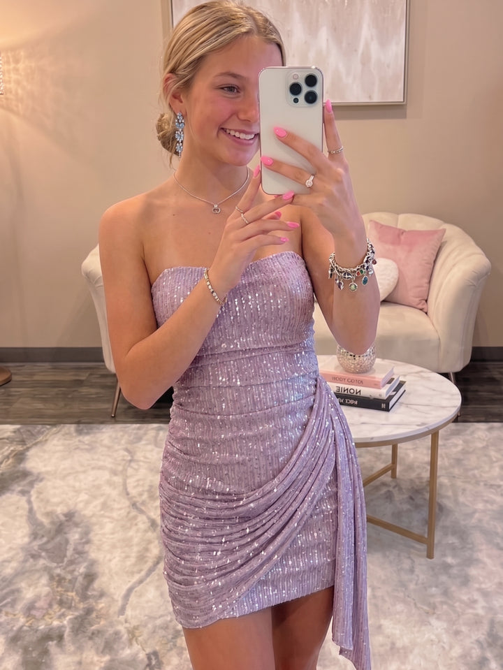 Sheath/Column Strapless Sequins Homecoming Dresses Sleeveless Short/Mini Ruffles