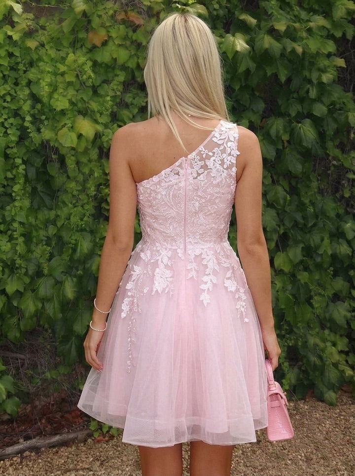 A-Line/Princess One-Shoulder Tulle Homecoming Dresses Sleeveless Short/Mini Lace