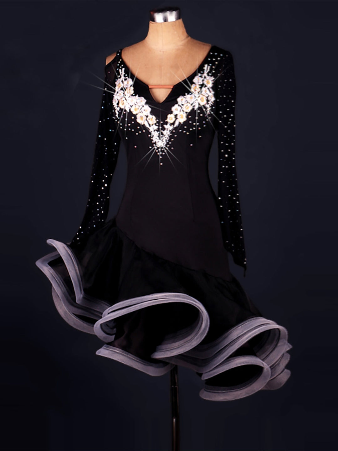 Women's Dancewear Salsa Latin Dance Dress Crystals/Rhinestones Training Performance Long Sleeve