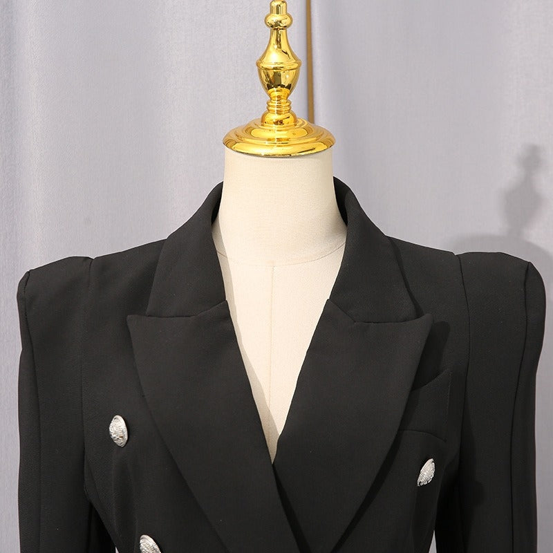 Women's Peaked Lapel Double-breasted Six-button Long Sleeves Blazer with Pockets