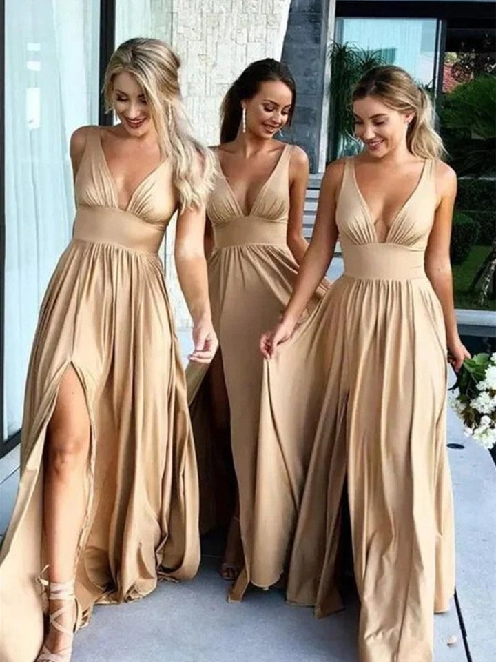 A-Line/Princess Sexy Plunge V-Neck Sleeveless Floor-Length Pleated Bridesmaid Dresses with Slit