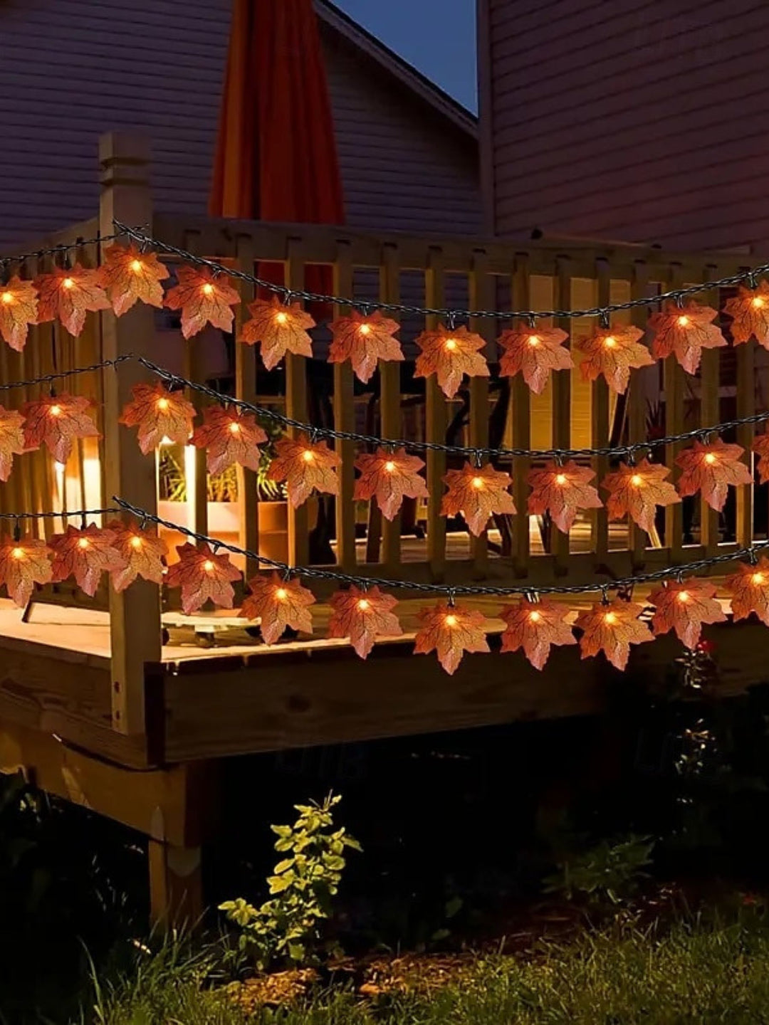 Halloween /Autumn Artificial Maple Leaf Decoration Atmosphere String Lights