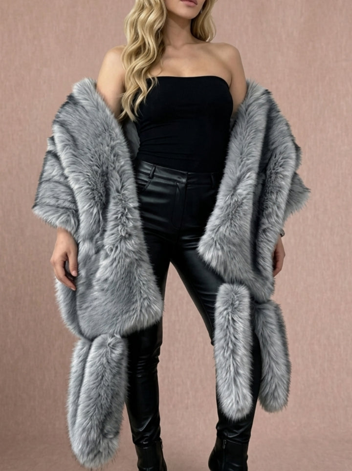 Shawls Party Wraps Elegant Keep Warm Sleeveless Faux Fur Wedding/Party Wraps With Feathers / Fur