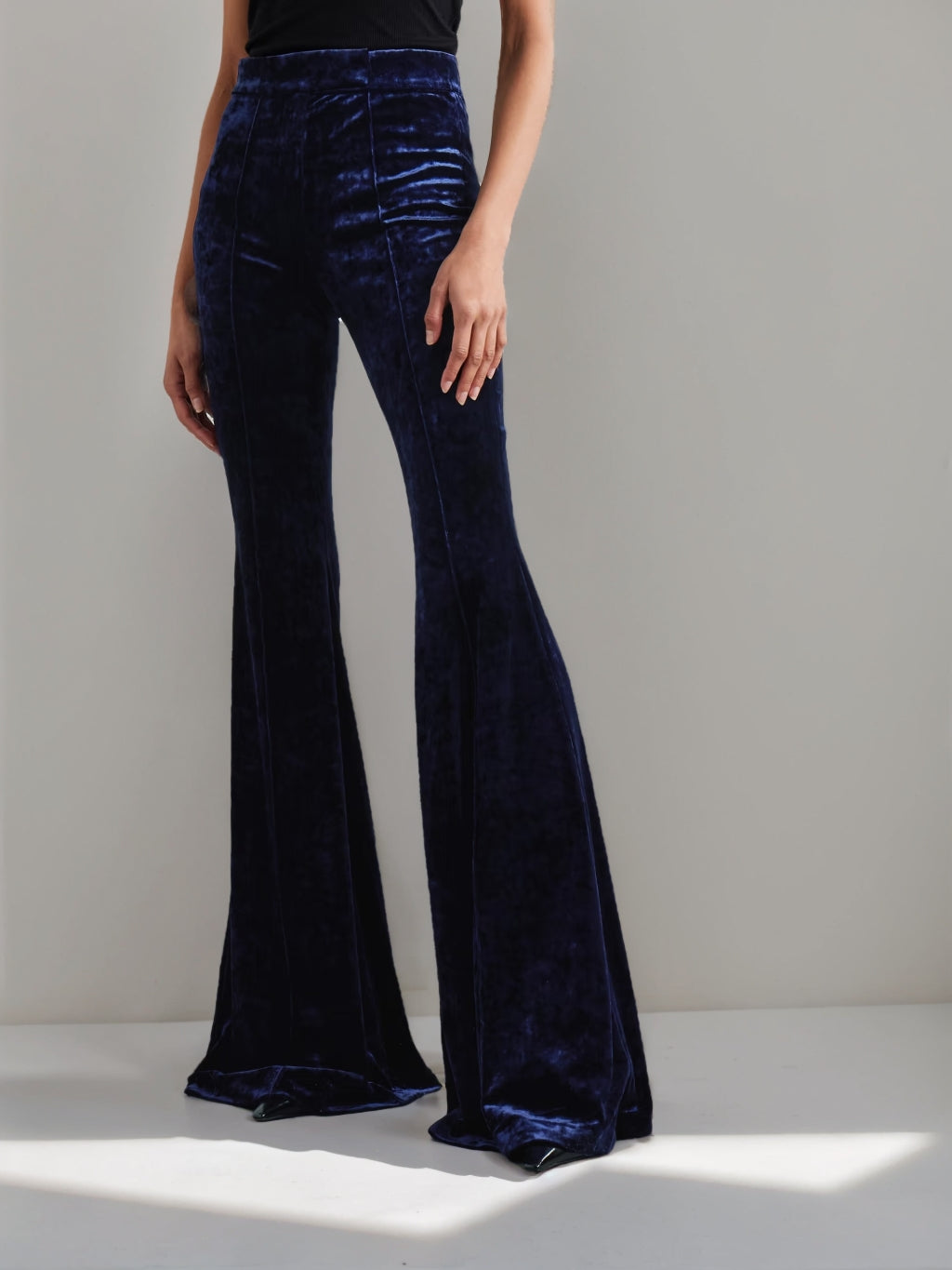 2 Pieces Blazer-style V-Neck with Peaked Lapel Long Sleeves Floor-Length Evening Pantsuits with Buttons & Pockets