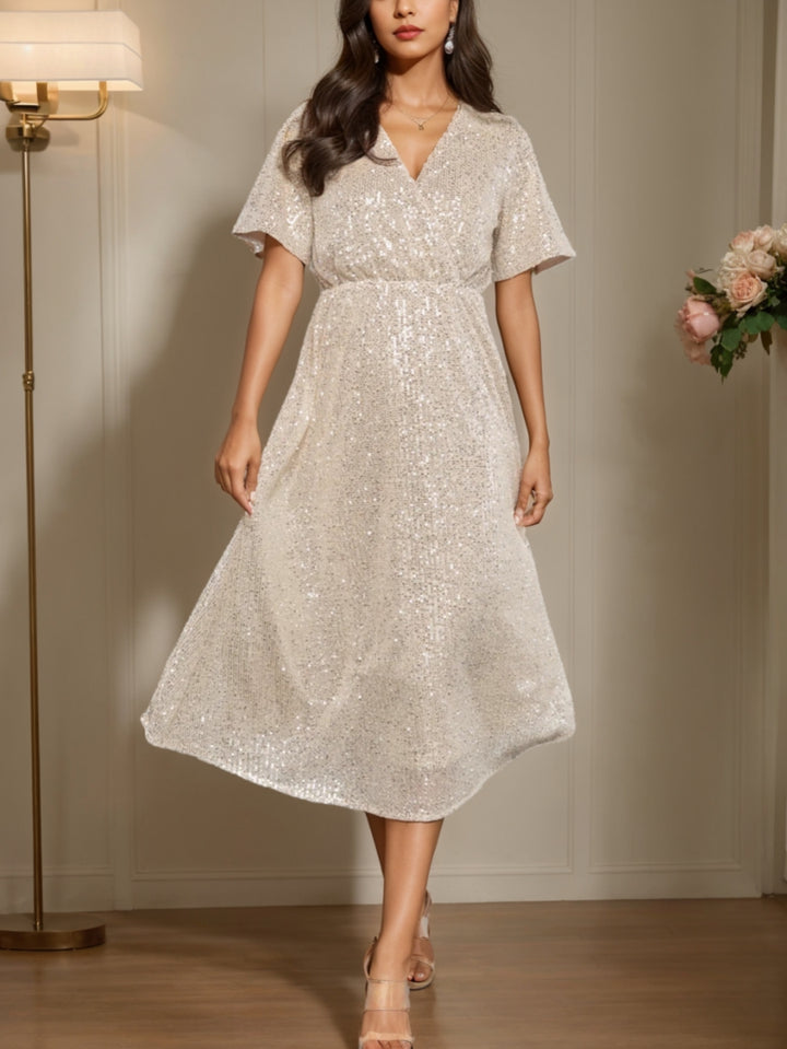 A-Line/Princess V-Neck Short Sleeves Cocktail Dresses Sequins Tea-Length