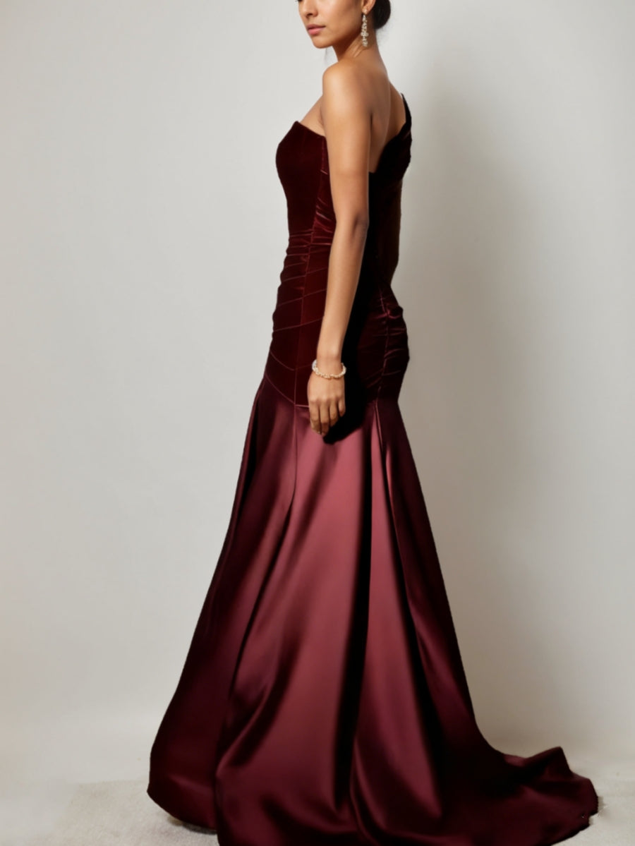 A-Line/Princess One-Shoulder Evening Dresses Floor-Length Ruched Party Dresses