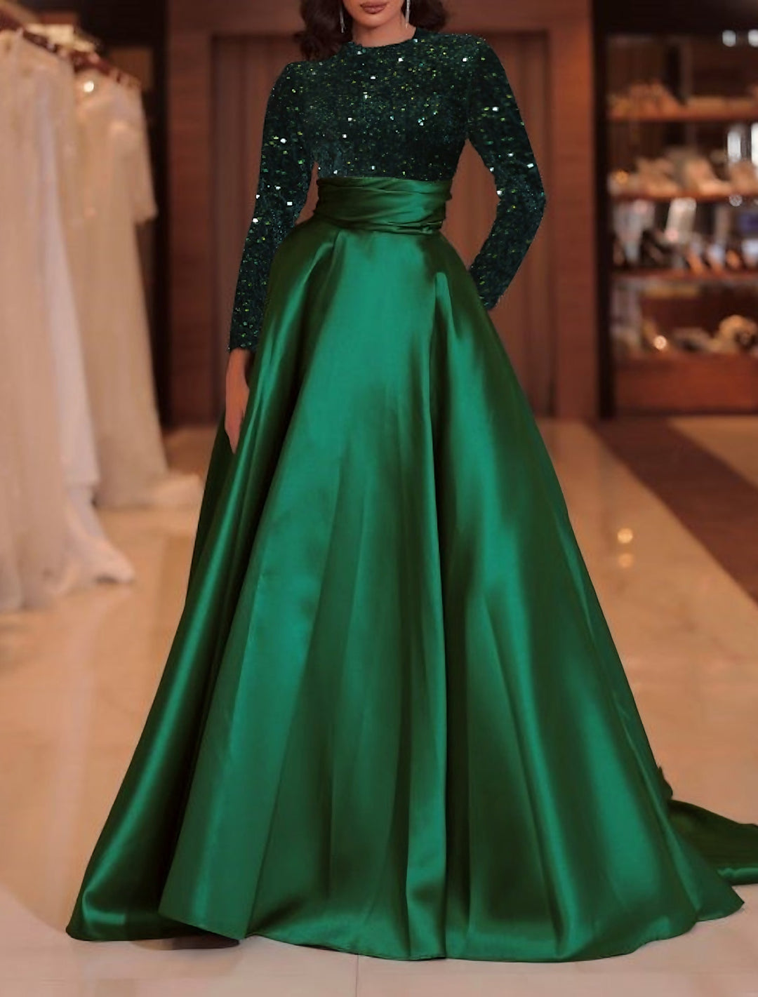 A-Line/Princess Scoop Satin Evening Dresses Long Sleeves Sequins Floor-Length Party Dress Court Train