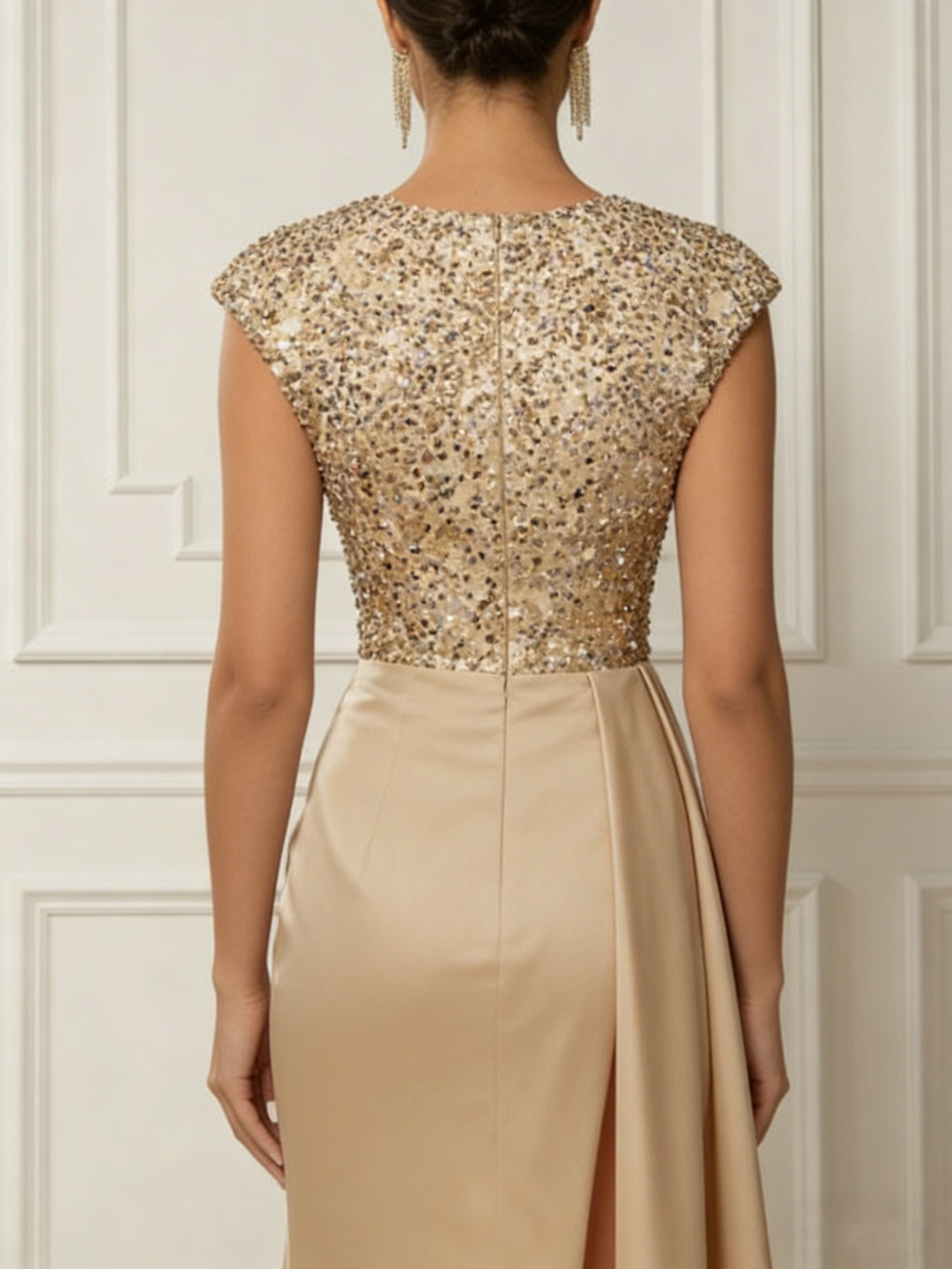 Trumpet/Mermaid Scoop Satin Evening Dresses with Split Side Sleeveless Sequins Floor-Length Party Dresses