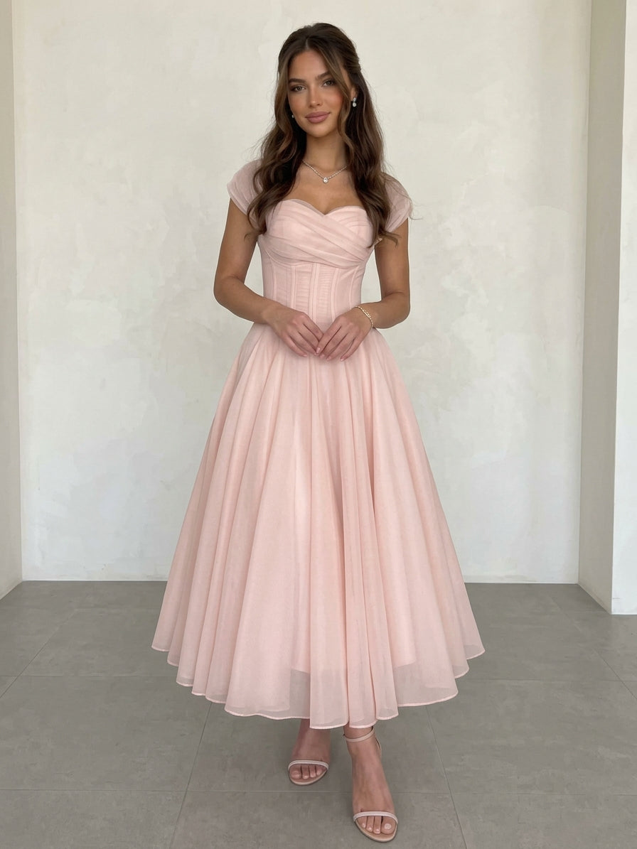 A-Line/Princess Sweetheart Chiffon Cocktail Dresses Sleeveless Tea-Length Graduation Dress Pleated Little White Dresses