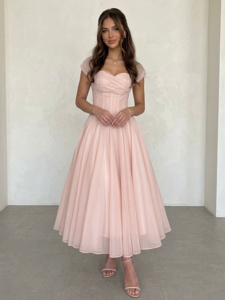 A-Line/Princess Sweetheart Chiffon Cocktail Dresses Sleeveless Tea-Length Graduation Dress Pleated Little White Dresses