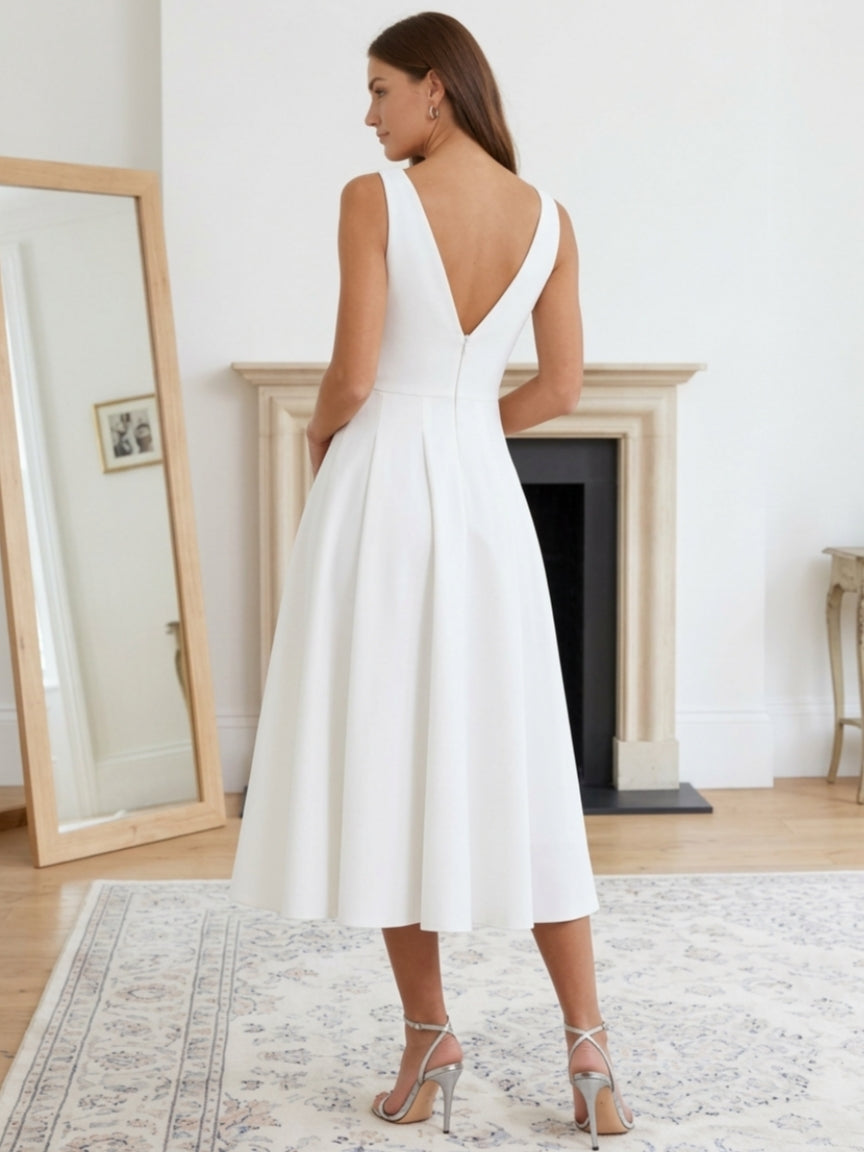 A-Line/Princess V-Neck Stretch Satin Cocktail Dresses Sleeveless Tea-Length Rhinestone Formal Dresses