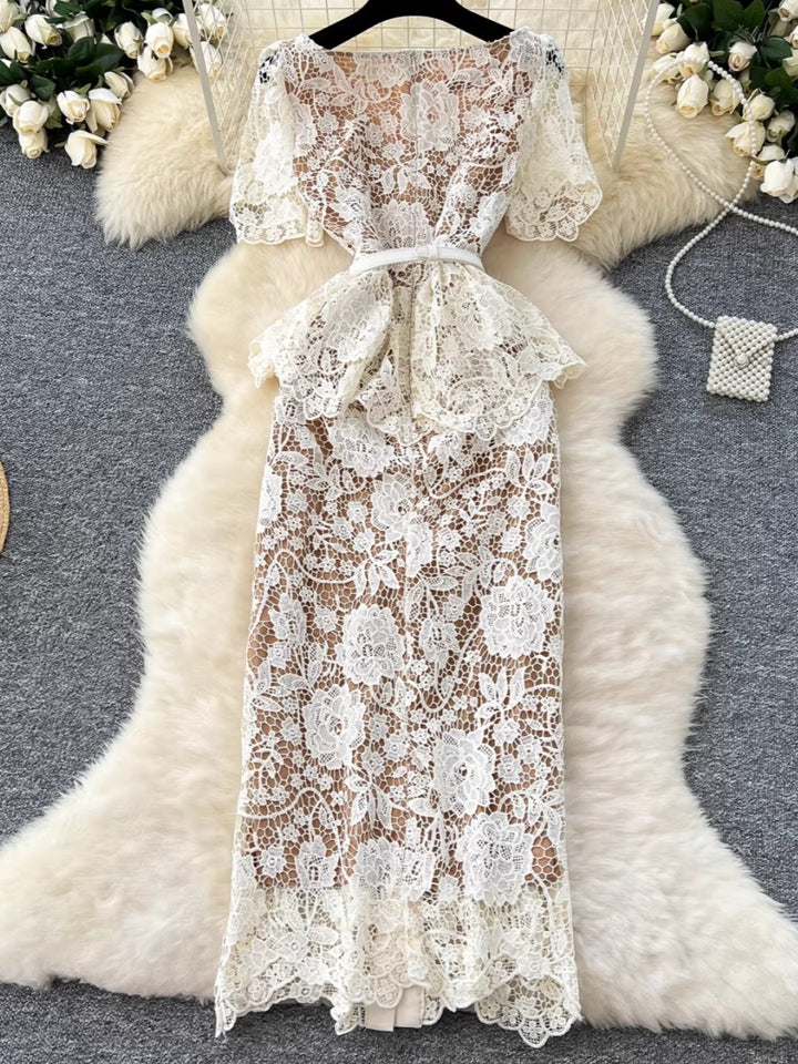 Sheath/Column V-Neck Lace Wedding Guest Dresses Tea-Length Short Sleeves Floral Belt Rhinestones Buckle
