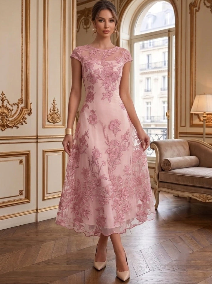 A-Line/Princess Scoop Lace Cocktail Dresses Floral Short Sleeves Tea-Length Party Dresses