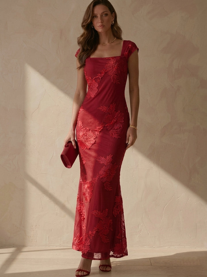 Sheath/Column Square Collar Lace Embroidery Cocktail Dresses Sleeveless Floral Ankle-Length Party Dresses