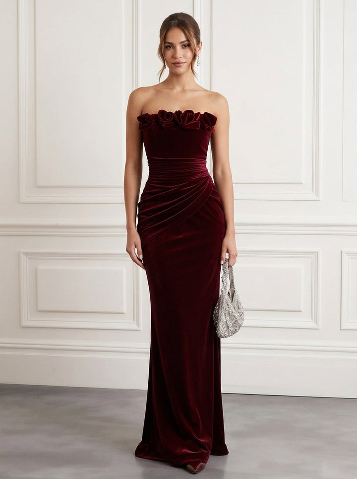 Sheath/Column Strapless Velvet Evening Dresses with 3D Flowers Floor-Length Sleeveless Ruched Formal Dresses