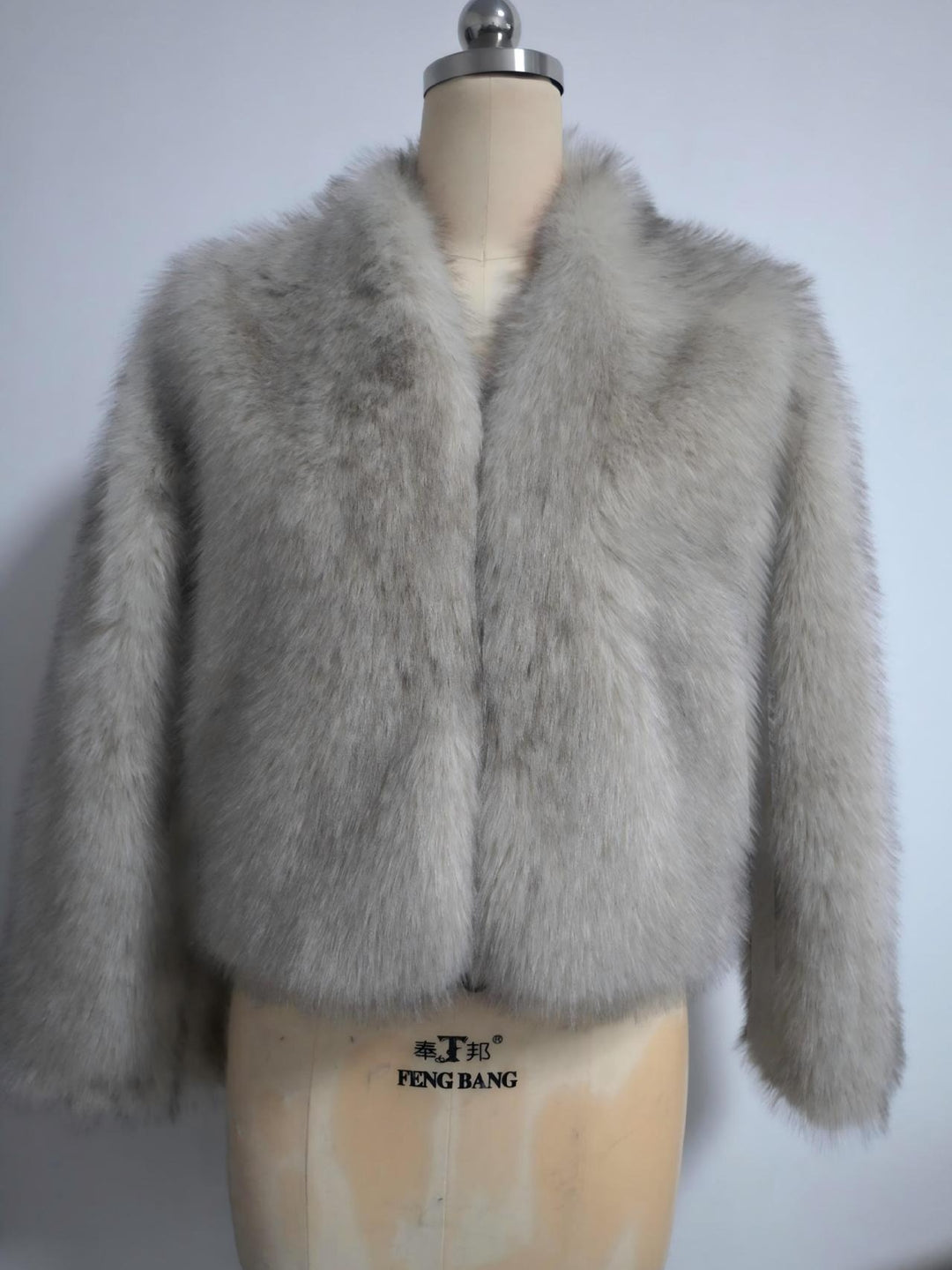 Women’s Fluffy Faux Fur Long Sleeves Winter Warm Cropped Jackets