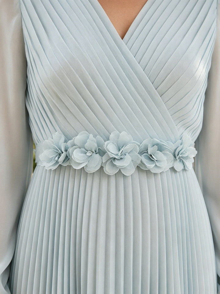 A-Line/Princess V-Neck Chiffon Mother of the Bride Dresses Long Sleeves Floor-Length Pleated With 3D Flowers